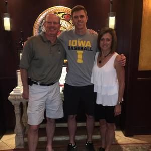 Meet your Posher, Toni